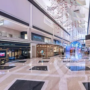 Conrad Vegas At World Station touristique